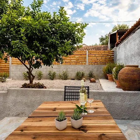 Valira Cozy Maisonette - Relaxing Vibes Getaway Exterior photo