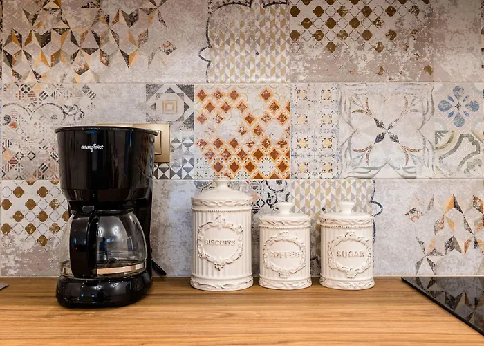 Valira Cozy Maisonette - Relaxing Vibes Getaway