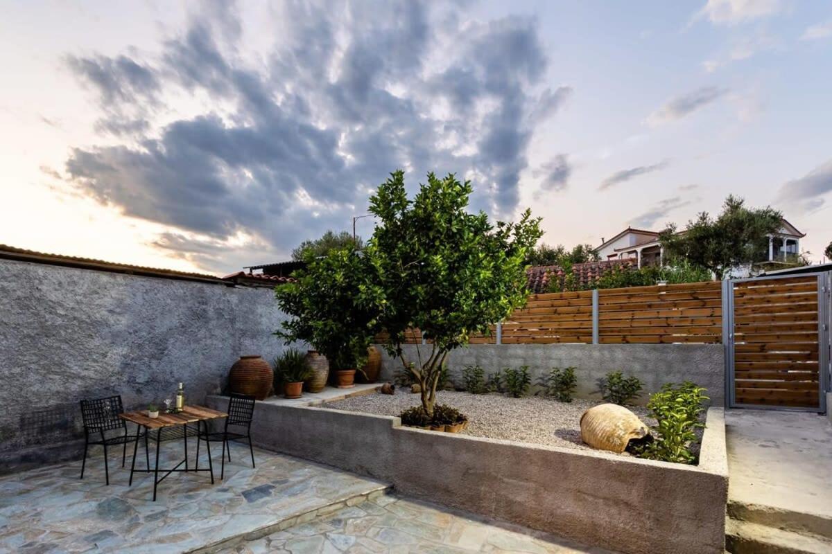 Cozy Maisonette - Relaxing Vibes Getaway בית נופש